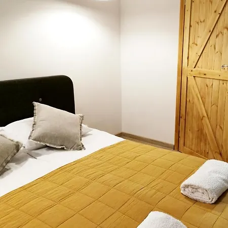 Za Muzeum Papiernictwa Duszniki Zdrój